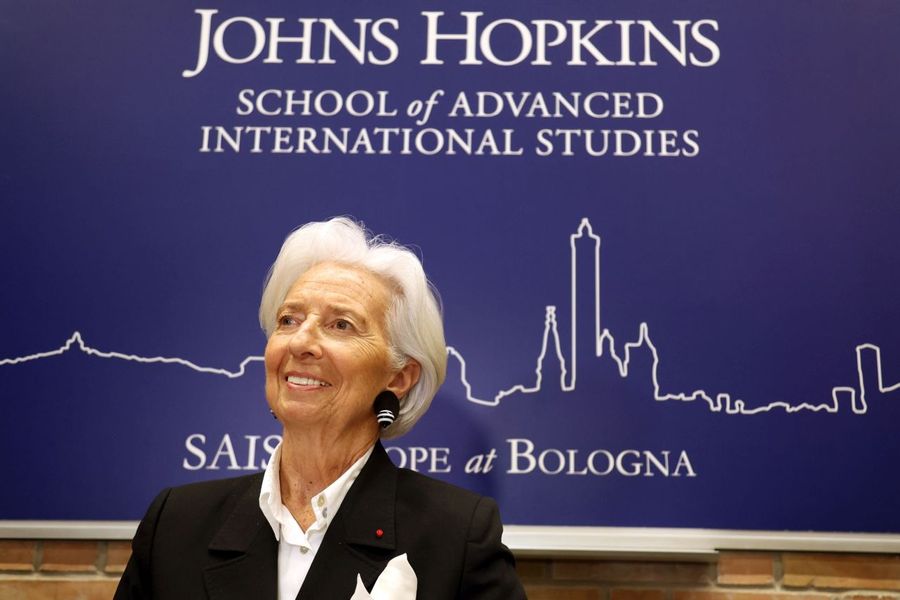 Ue, Lagarde “Non siamo in austerity, ma dobbiamo attenerci alle regole” Ue, Lagarde “Non siamo in austerity, ma dobbiamo attenerci alle regole”