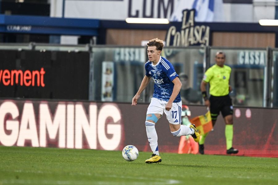 Il Como piega 4-1 la Cremonese e vola in Champions Il Como piega 4-1 la Cremonese e vola in Champions