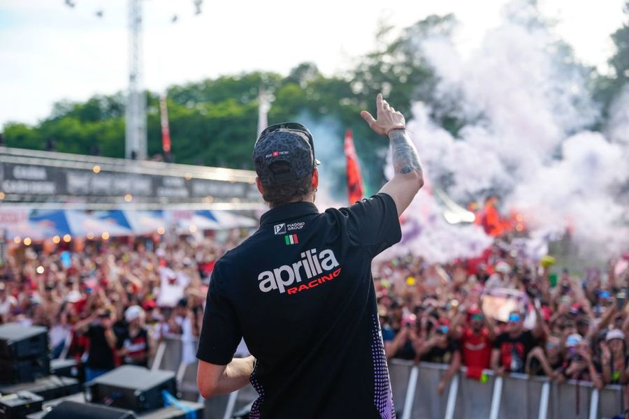 Bezzecchi vince il Gran Premio d’Italia davanti a Martin e Bagnaia