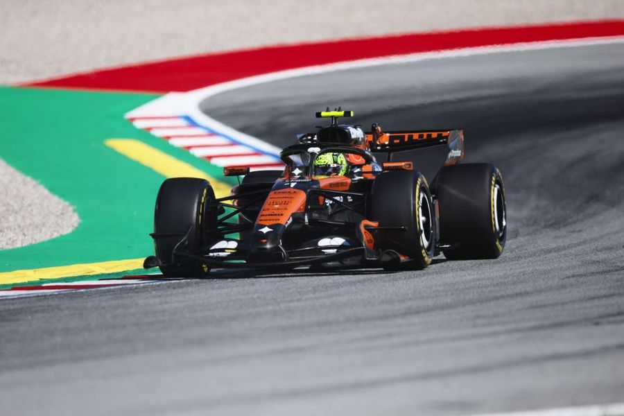 Norris in testa nelle FP2 in Catalogna, Antonelli 5° dietro Leclerc Norris in testa nelle FP2 in Catalogna, Antonelli 5° dietro Leclerc