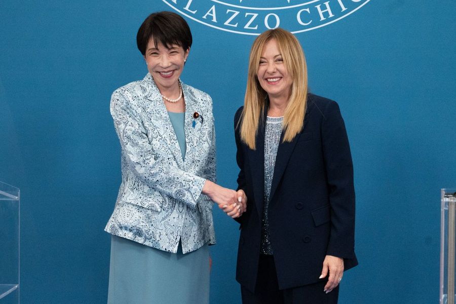 Italia-Giappone, Meloni vede Takaichi “Insieme futuro di sicurezza e prosperità” Italia-Giappone, Meloni vede Takaichi “Insieme futuro di sicurezza e prosperità”