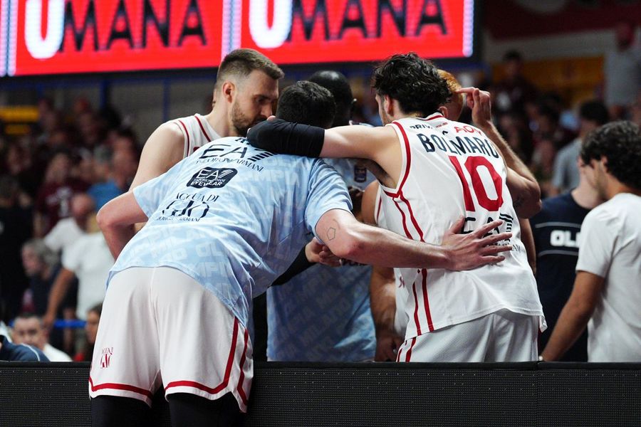 Basket: Milano batte Venezia e vince il 32° scudetto Basket: Milano batte Venezia e vince il 32° scudetto