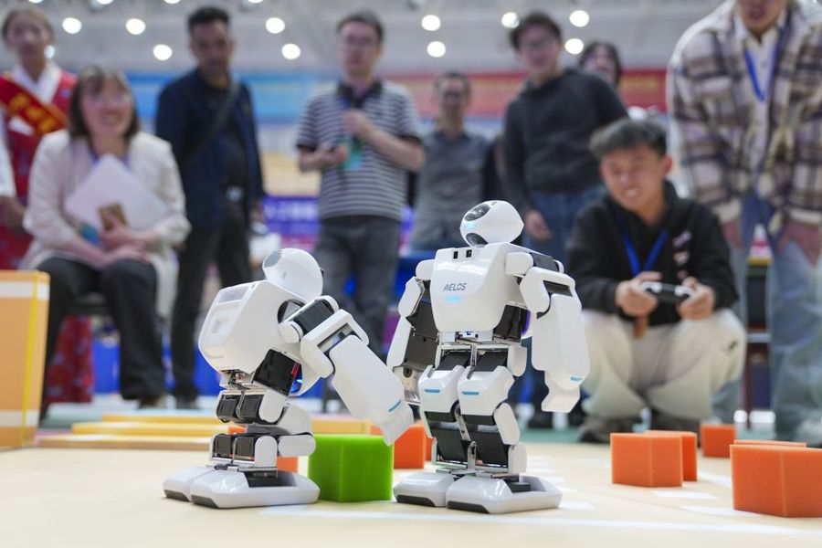 Cina, linee guida per ampliare il consumo di “prodotti intelligenti” Cina, linee guida per ampliare il consumo di “prodotti intelligenti”