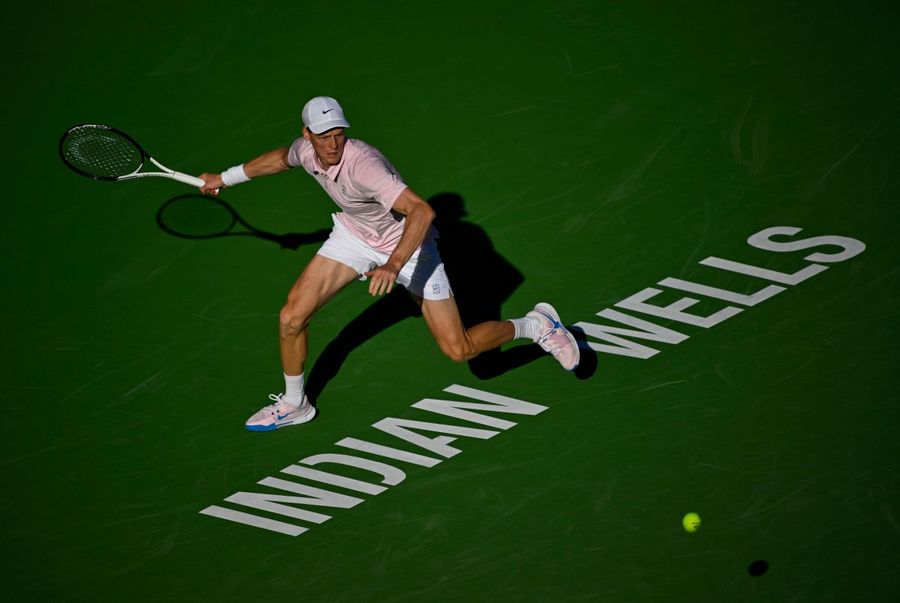 Sinner ai quarti di Indian Wells, Fonseca ko in due set Sinner ai quarti di Indian Wells, Fonseca ko in due set
