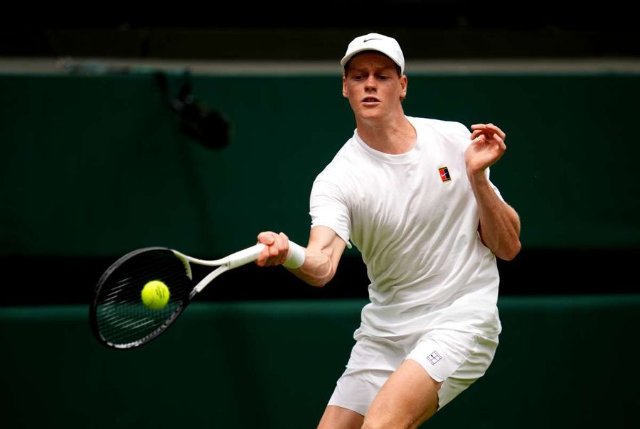 Sinner debutta a Wimbledon con Kecmanovic, per Cobolli subito Navone Sinner debutta a Wimbledon con Kecmanovic, per Cobolli subito Navone
