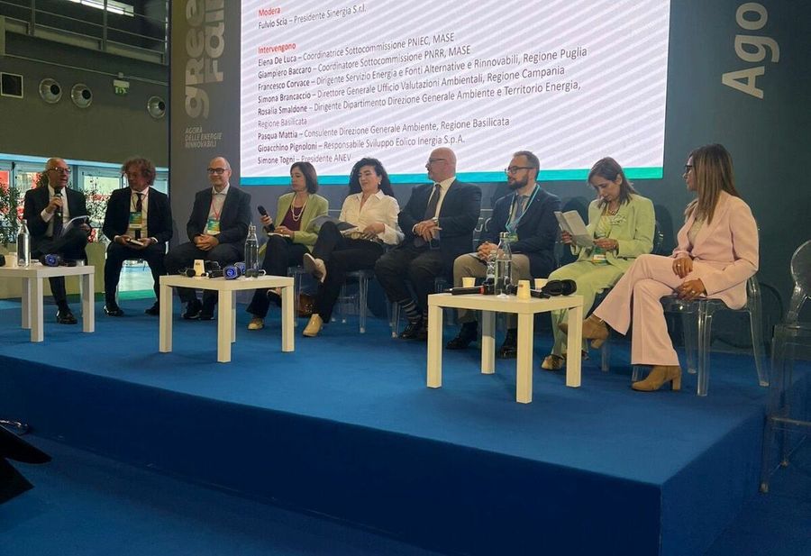 Energia, la Basilicata protagonista alla Fiera del Levante: «Transizione sostenibile e condivisa così si tutelano i territori»