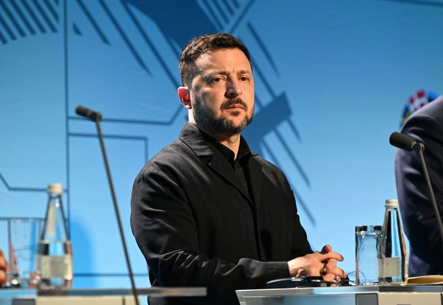 Ucraina, Zelensky “La Russia si prepara a lanciare un attacco massiccio” Ucraina, Zelensky “La Russia si prepara a lanciare un attacco massiccio”