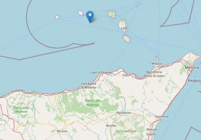 Scosse di terremoto al largo isole Eolie, la più forte di magnitudo 3.7 Scosse di terremoto al largo isole Eolie, la più forte di magnitudo 3.7