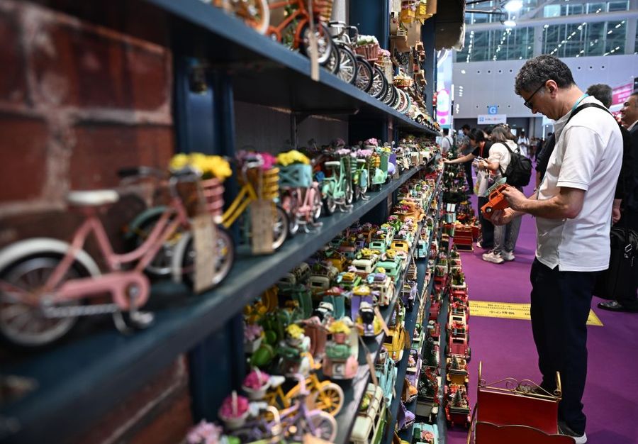 Cina, buyer stranieri in aumento per la Fiera di Canton Cina, buyer stranieri in aumento per la Fiera di Canton