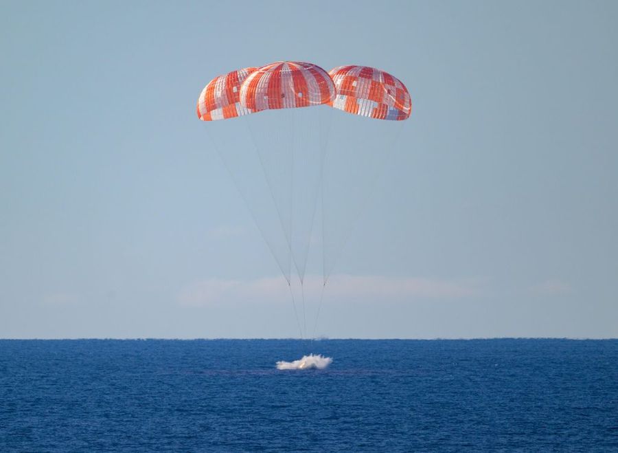 Artemis 2 missione compiuta, Orion è tornata sulla Terra Artemis 2 missione compiuta, Orion è tornata sulla Terra