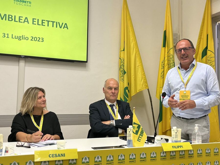 Agricoltura protagonista a Firenze. Giani e istituzioni rilanciano il settore con Coldiretti Agricoltura protagonista a Firenze. Giani e istituzioni rilanciano il settore con Coldiretti