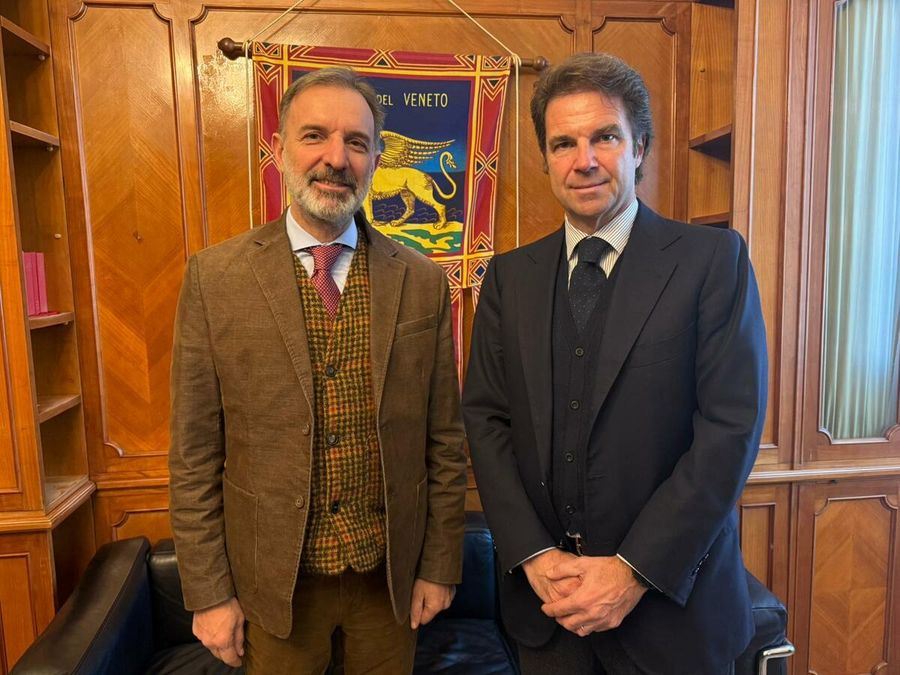 Space Economy- il Veneto accelera per diventare hub europeo. Punto sul settore aerospaziale con una strategia basata su distretti, investimenti e PMI Space Economy- il Veneto accelera per diventare hub europeo. Punto sul settore aerospaziale con una strategia basata su distretti, investimenti e PMI