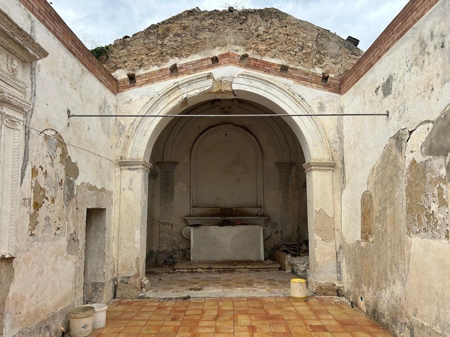 Sicurezza ritrovata per la chiesa di San Francesco a Villagrazia di Carini: completato il restauro del tetto Sicurezza ritrovata per la chiesa di San Francesco a Villagrazia di Carini: completato il restauro del tetto