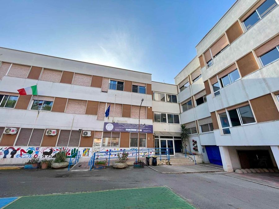 Disagio minorile, un vademecum per riconoscerlo e segnalarlo: al via il tour del Garante nelle scuole pugliesi Disagio minorile, un vademecum per riconoscerlo e segnalarlo: al via il tour del Garante nelle scuole pugliesi
