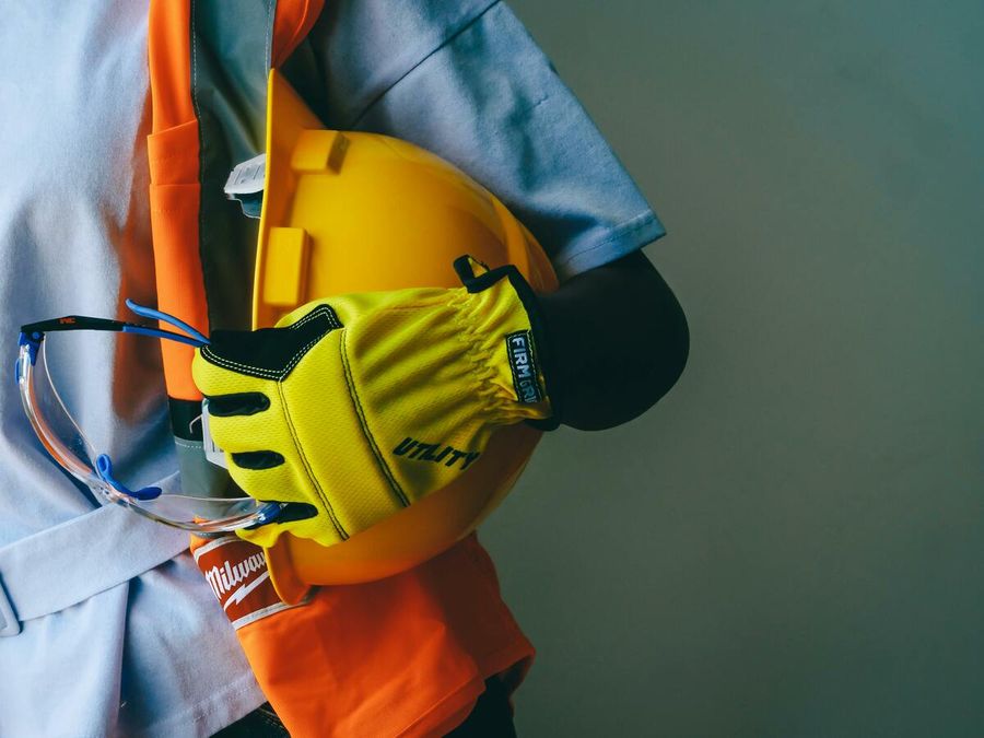 Il datore di lavoro ha l’obbligo di vigilare sul corretto uso dei DPI da parte del lavoratore