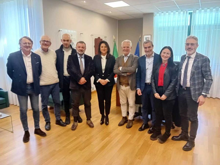 Basilicata, 31 borse di dottorato e 8 master sull'ambiente: Fratelli d'Italia rilancia la formazione green Basilicata, 31 borse di dottorato e 8 master sull'ambiente: Fratelli d'Italia rilancia la formazione green