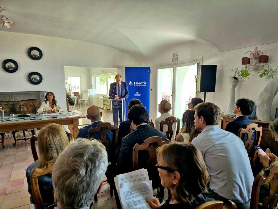 Basilicata, il futuro si gioca sull’innovazione: Bardi lancia un piano da 32 milioni per startup e imprese Basilicata, il futuro si gioca sull’innovazione: Bardi lancia un piano da 32 milioni per startup e imprese