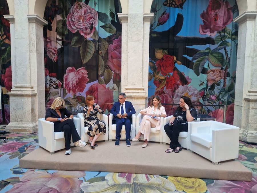 Fibrosi polmonari, a Roma una mostra racconta il vissuto dei pazienti Fibrosi polmonari, a Roma una mostra racconta il vissuto dei pazienti