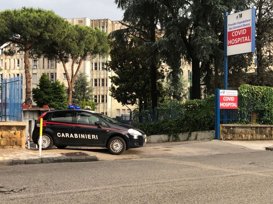 Ospedale di Napoli nelle mani del clan, 4 arrestati tra cui un avvocato Ospedale di Napoli nelle mani del clan, 4 arrestati tra cui un avvocato