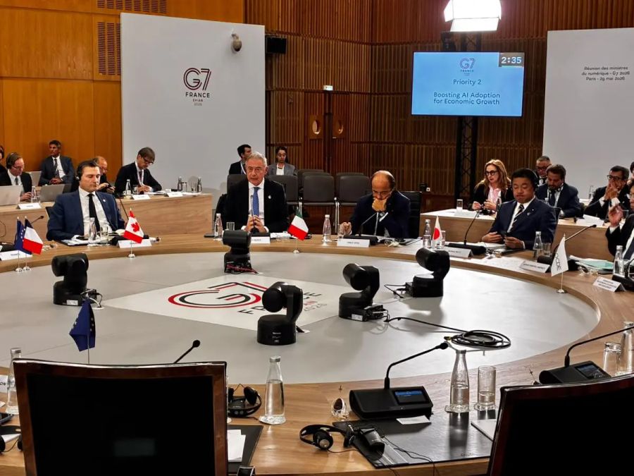 G7, Urso “Autonomia strategica e visione antropocentrica per governare l’IA” G7, Urso “Autonomia strategica e visione antropocentrica per governare l’IA”