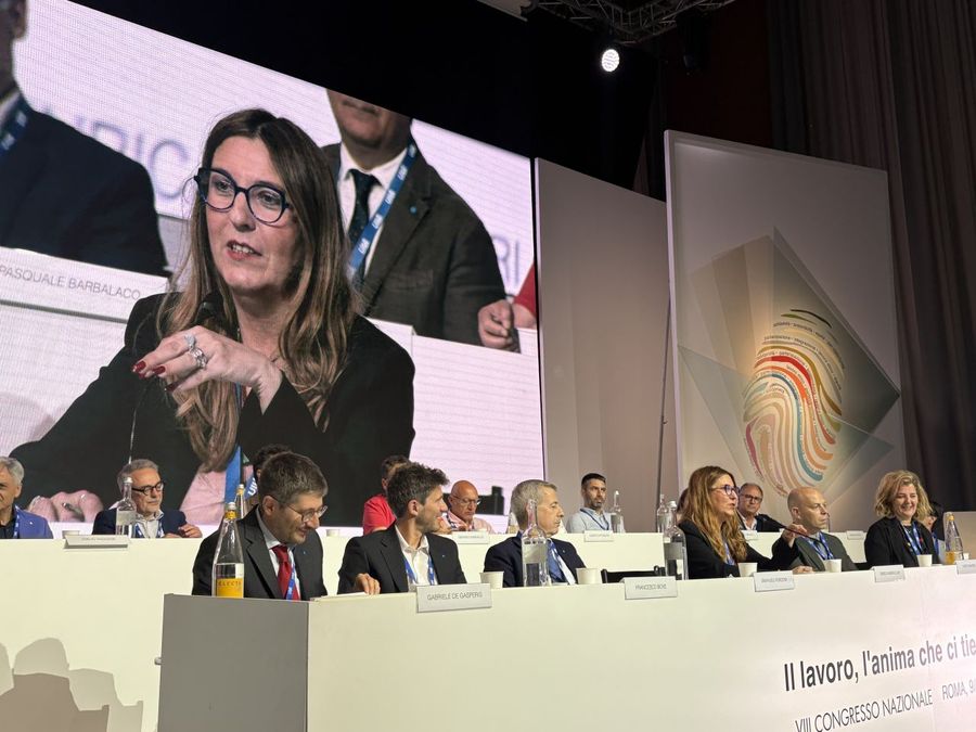 Uila-Uil, Mammucari confermata segretaria generale all’VIII congresso nazionale Uila-Uil, Mammucari confermata segretaria generale all’VIII congresso nazionale