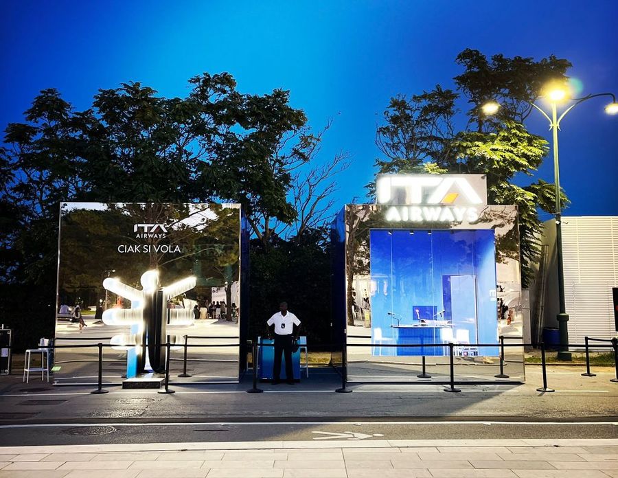 ITA Airways alla Mostra di Venezia con l’installazione “Ciak si Vola” ITA Airways alla Mostra di Venezia con l’installazione “Ciak si Vola”