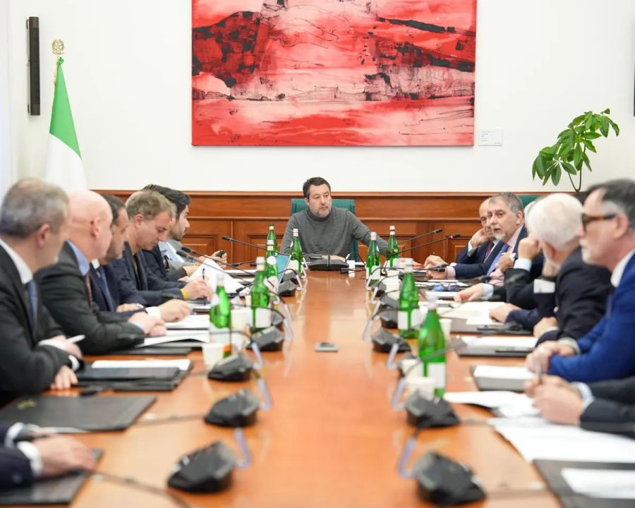 Frana Niscemi, Salvini “Massimo impegno, siamo al fianco dei territori colpiti” Frana Niscemi, Salvini “Massimo impegno, siamo al fianco dei territori colpiti”