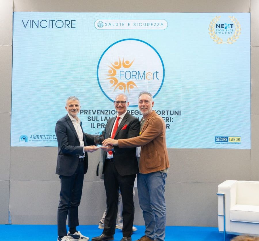 Ambiente Lavoro 2026, premiato progetto Open Fiber per la formazione nei cantieri Ambiente Lavoro 2026, premiato progetto Open Fiber per la formazione nei cantieri