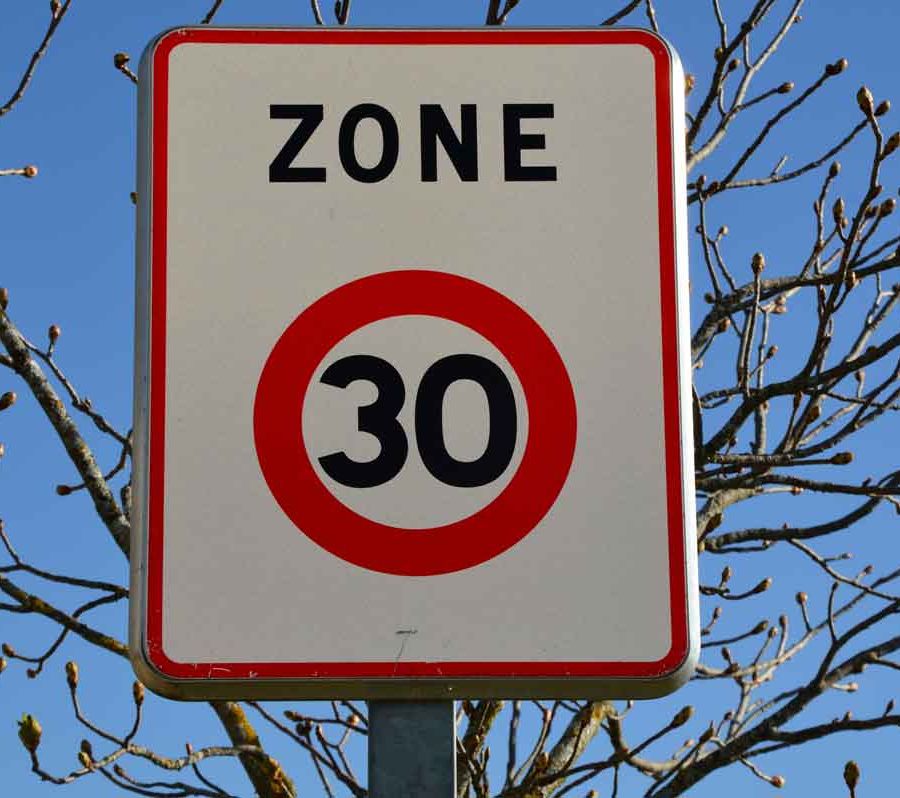 Presentato alla Camera il disegno di legge per realizzare città a 30km all’ora