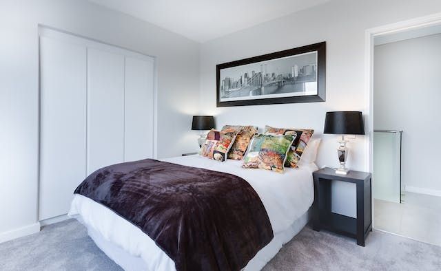 Airbnb: Assohotel, “Accuse gravi, c’è un problema di regole sulle piattaforme, si ponga fine a far west affitti brevi”