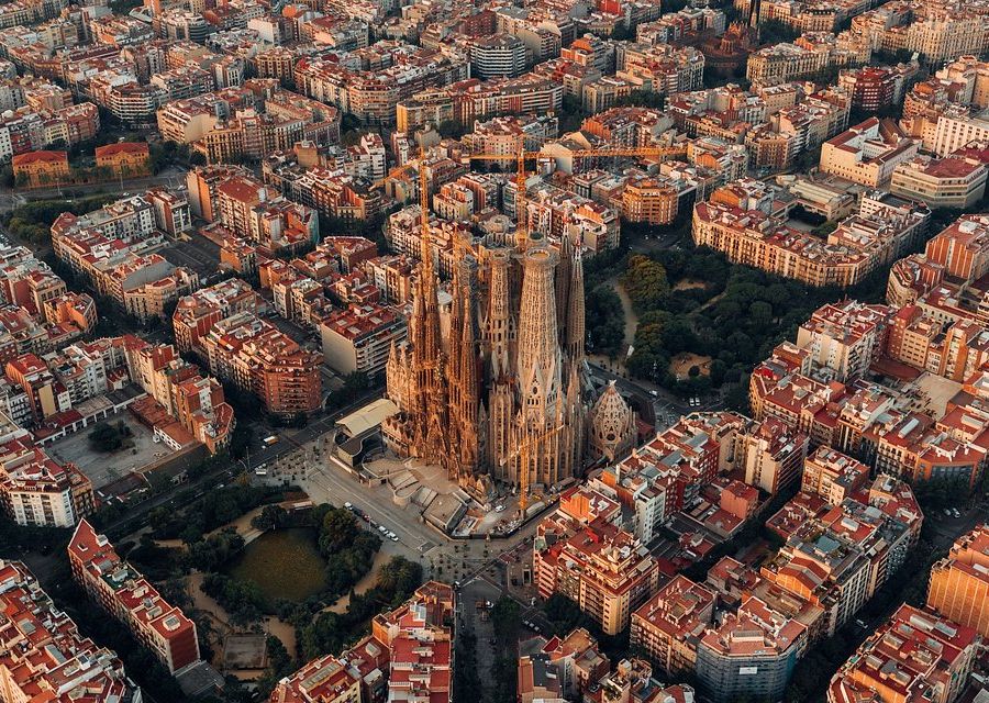 Le 10 città europee più gettonate dai giovani italiani che si trasferiscono all'estero per vivere, studiare e lavorare