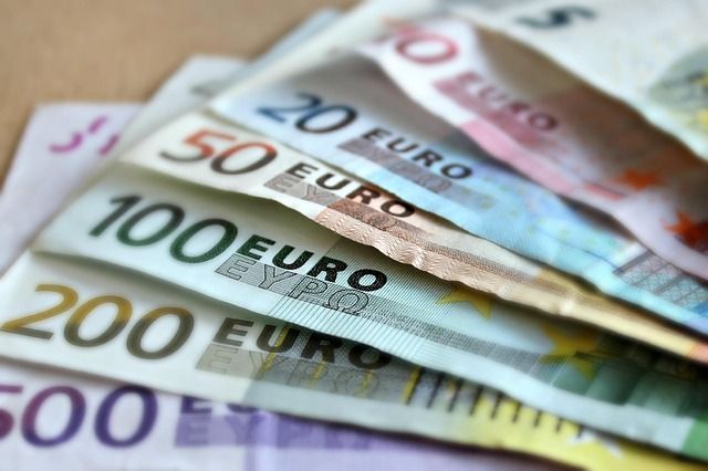Istat: Confesercenti, terziario spinge il Pil. Positivo andamento consumi cruciale per economia