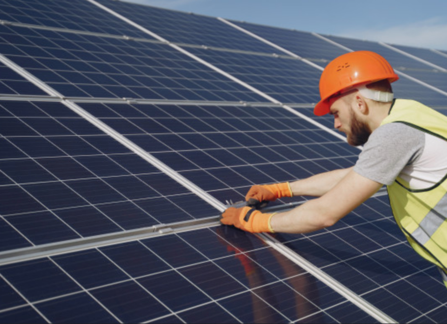 Imprese sempre più green: Italia seconda in Ue per l'utilizzo di fotovoltaico
