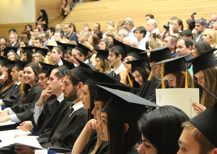 Inaugurazione anno accademico università Liuc, presidente Fontana: il futuro si fonda sulla competenza