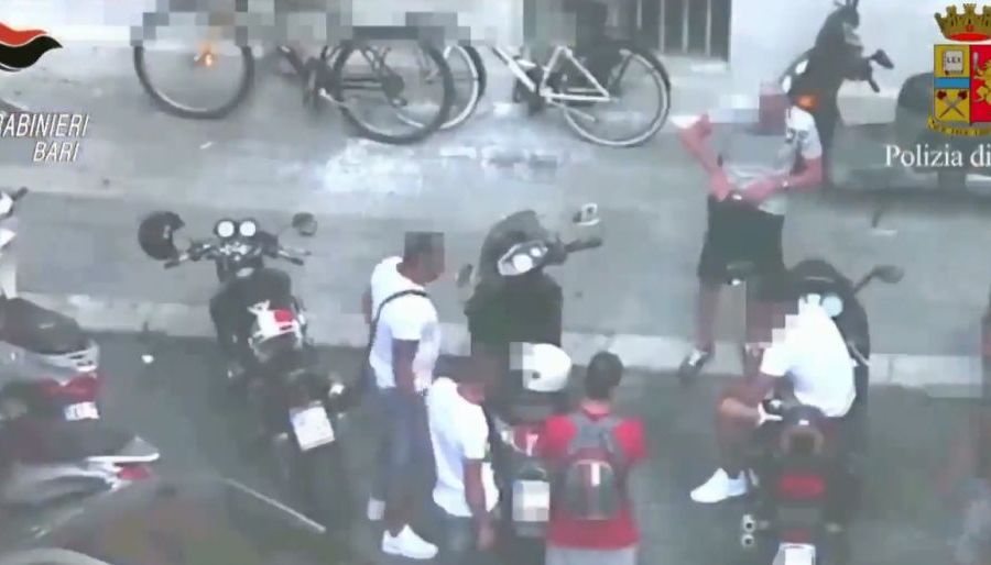 Ventotto arresti a Bari per associazione mafiosa, estorsioni e minacce