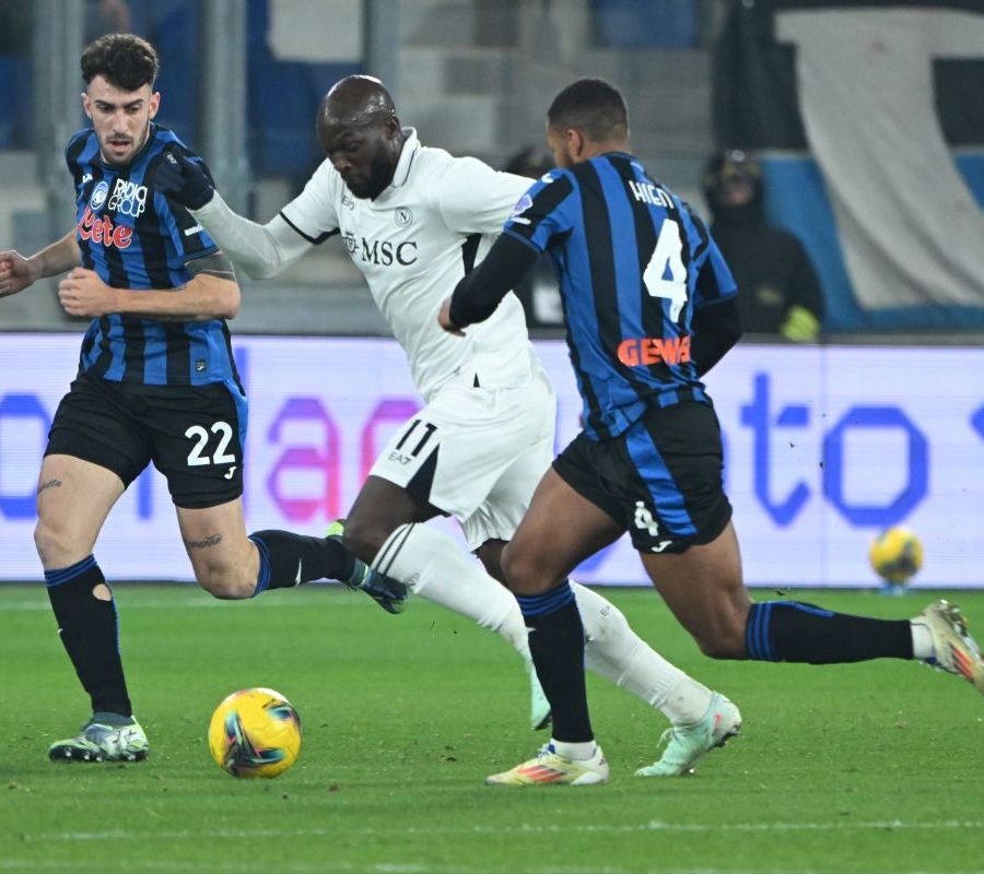 Sfida scudetto al Napoli, Atalanta sconfitta 3-2