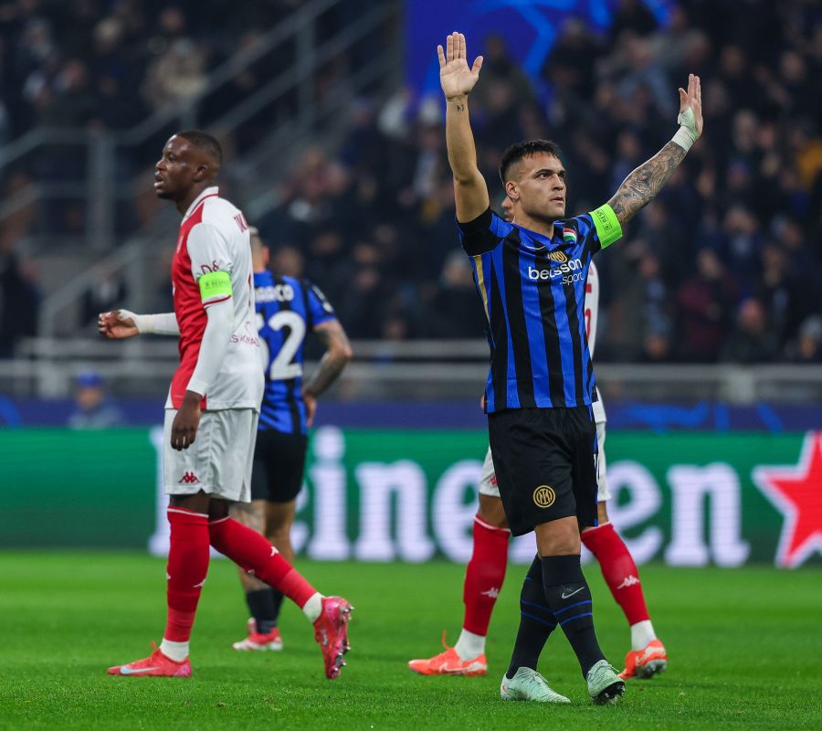 Tripletta Lautaro, 3-0 al Monaco e Inter agli ottavi