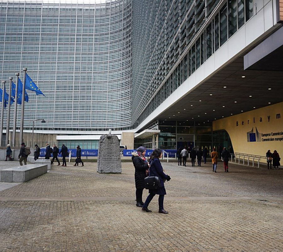 Lavoro, via libera da Commissione Ue ai Bonus Giovani e Donne