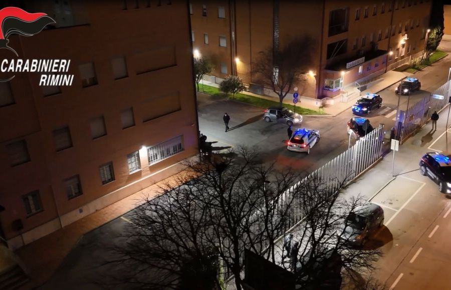 Traffico di droga, rapina e furti. Trentanove indagati in varie regioni