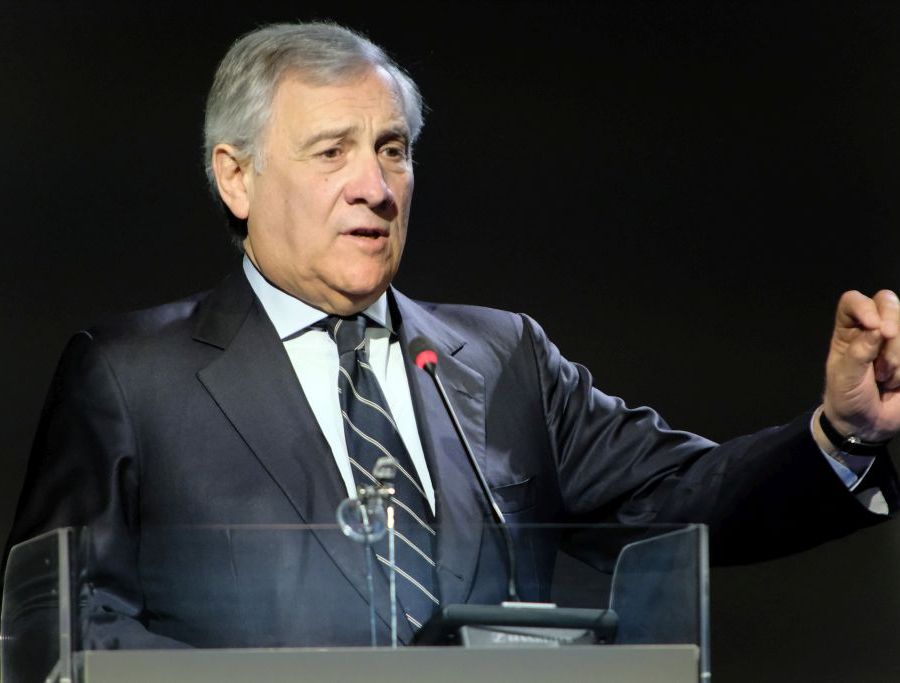 Ucraina, Tajani “Necessario coinvolgere Kiev e Ue nei negoziati”