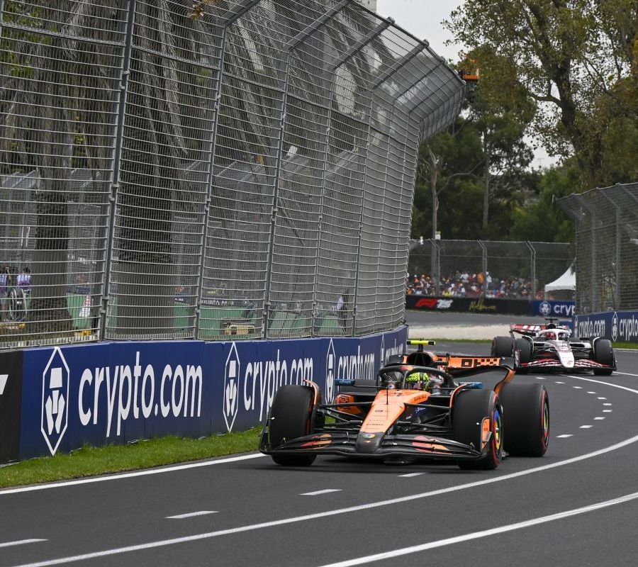Pole Norris in Australia, le due Ferrari in quarta fila
