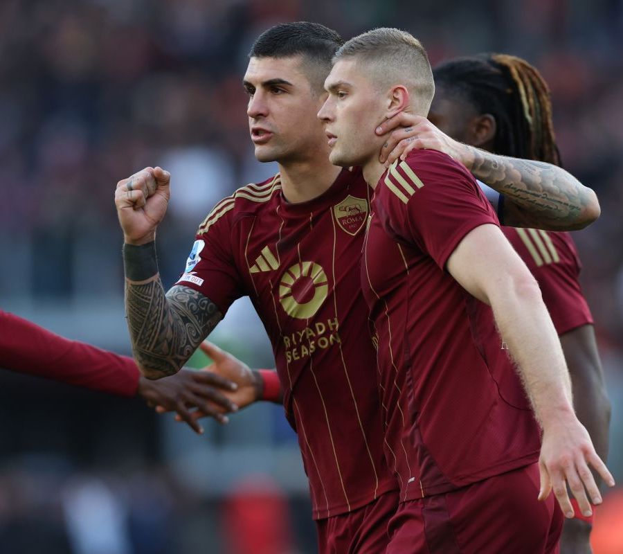La Roma fa 13, Cagliari piegato 1-0 con rete di Dovbyk