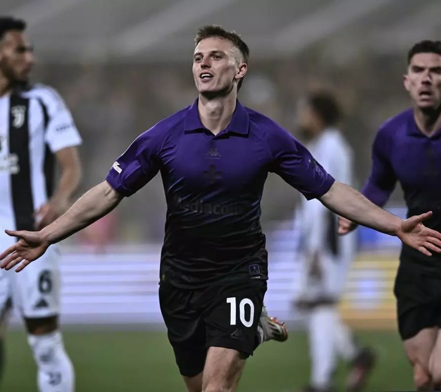 Giornata viola per la Juve, vince la Fiorentina 3-0
