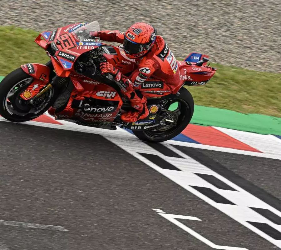 Marc Marquez brilla nel venerdì di Austin, top five tutta Ducati