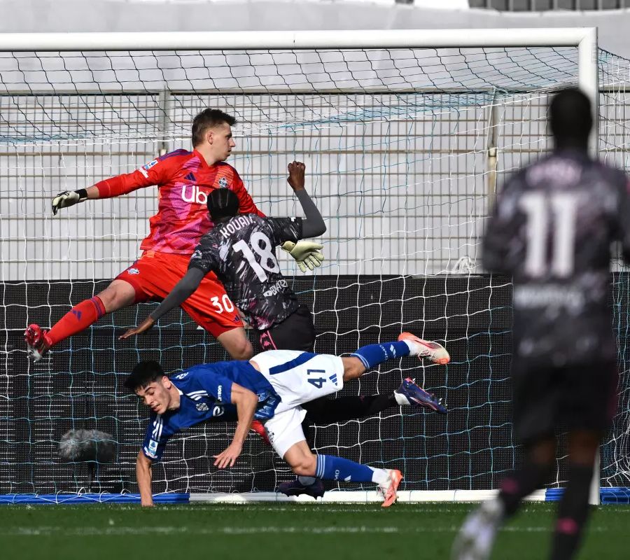 Kouamè replica a Douvikas, Como-Empoli termina 1-1