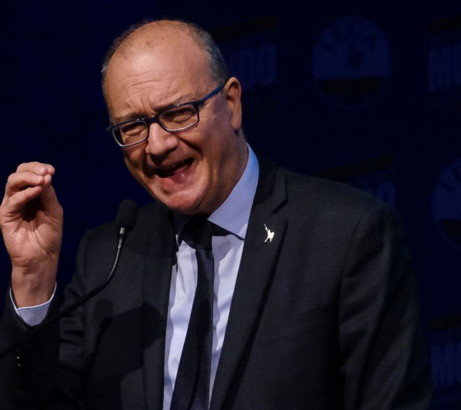 Valditara “Giovani hanno bisogno scuola seria,no a principi tossici ’68”
