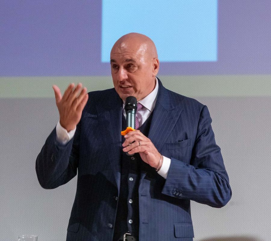 Crosetto “Per reagire ai dazi all’Europa serve crescita mercato interno”