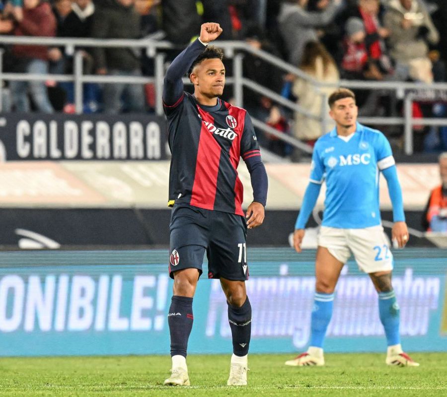Il Napoli frena a Bologna e l’Inter resta in testa a +3