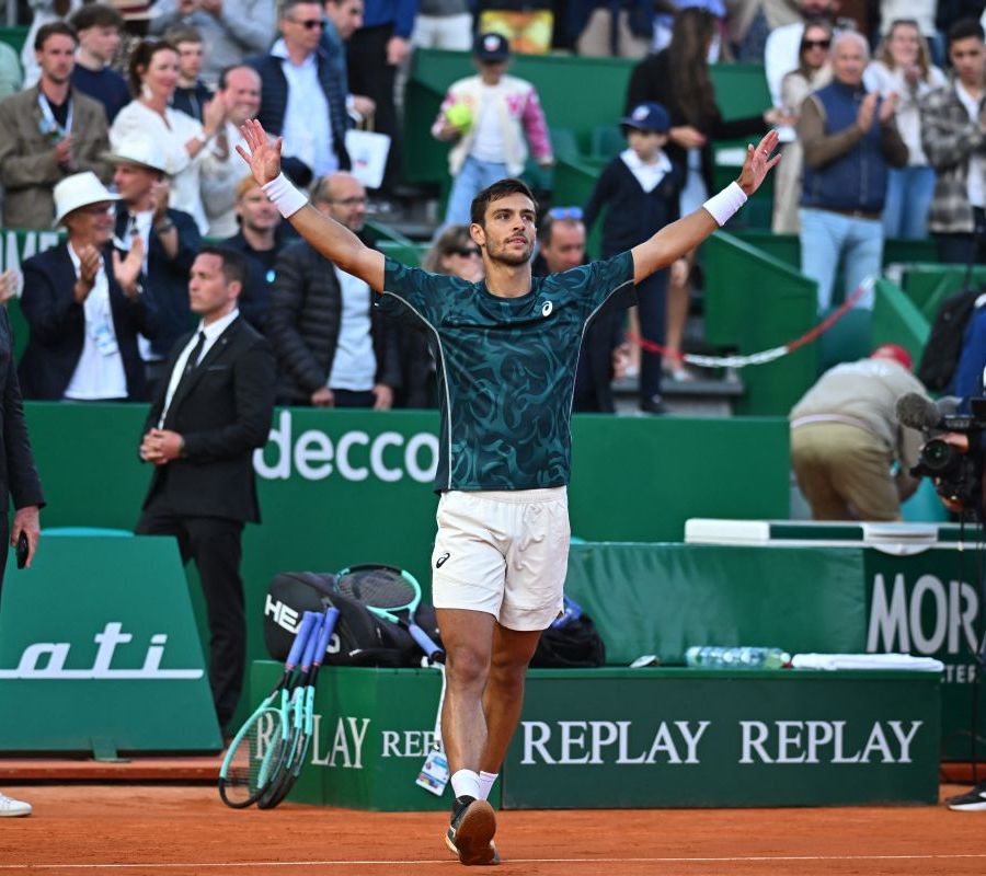 Musetti batte De Minaur, finale a Montecarlo contro Alcaraz