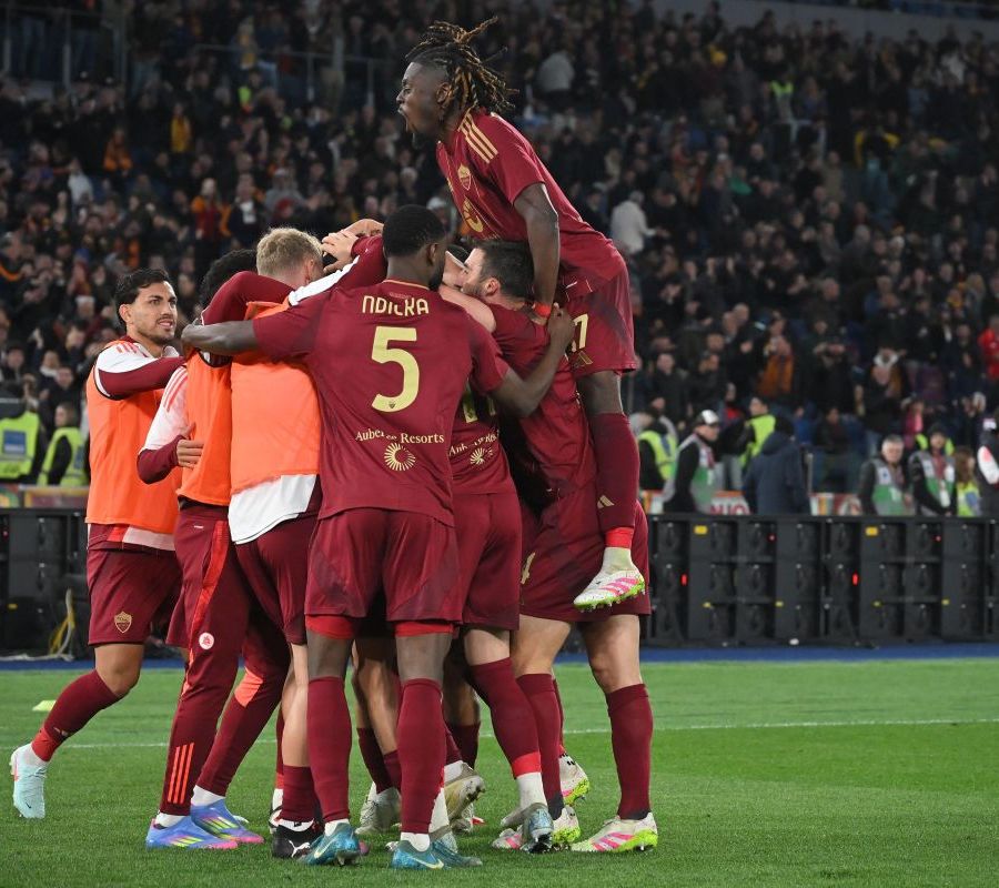 Basta Shomurodov, la Roma batte il Verona e rincorre l’Europa